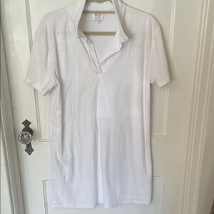 Bloomingdale’s WAYF pullover cover up in size small